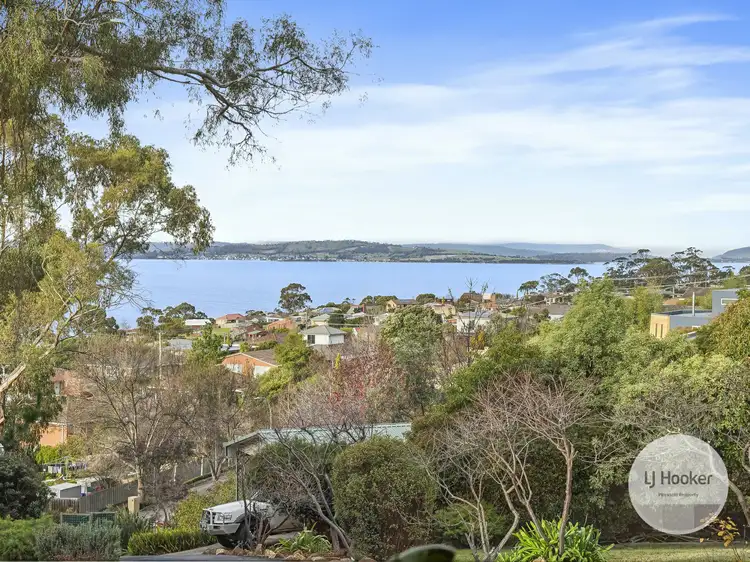 2 Tanina Mews, Kingston Beach TAS 7050