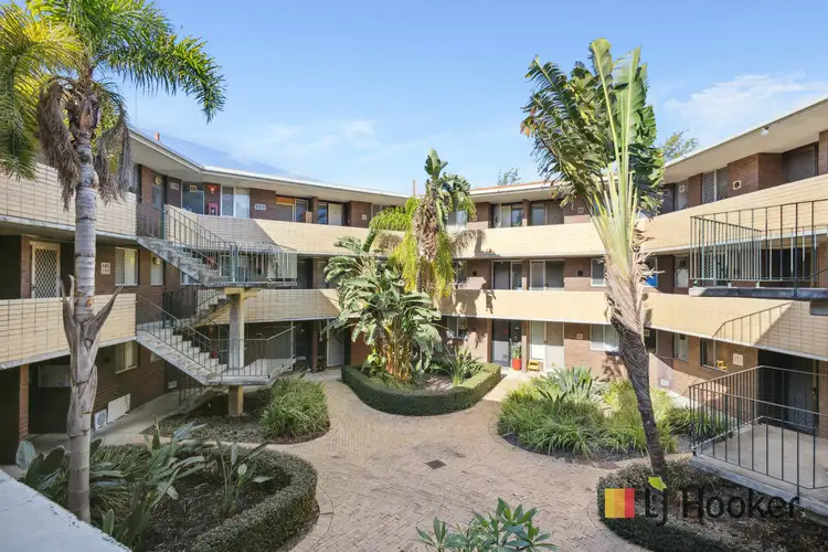 22E/47 Herdsman Parade, Wembley WA 6014