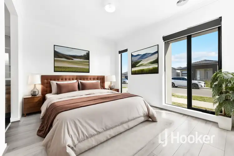 Sixth view of Homely house listing, 19 Thredbo Crescent, Clyde VIC 3978
