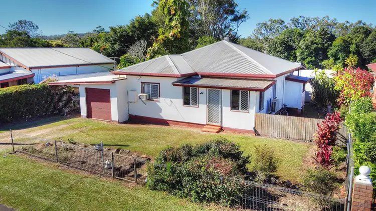 11 Golf Links Road, Atherton QLD 4883