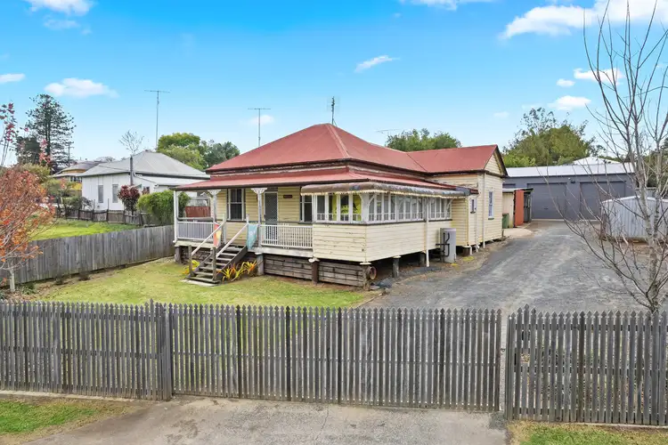 16 Gordon Street, North Toowoomba QLD 4350