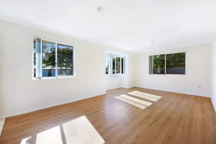 Sixth view of Homely semi-detached listing, 1/29 Kenny Drive, Labrador QLD 4215