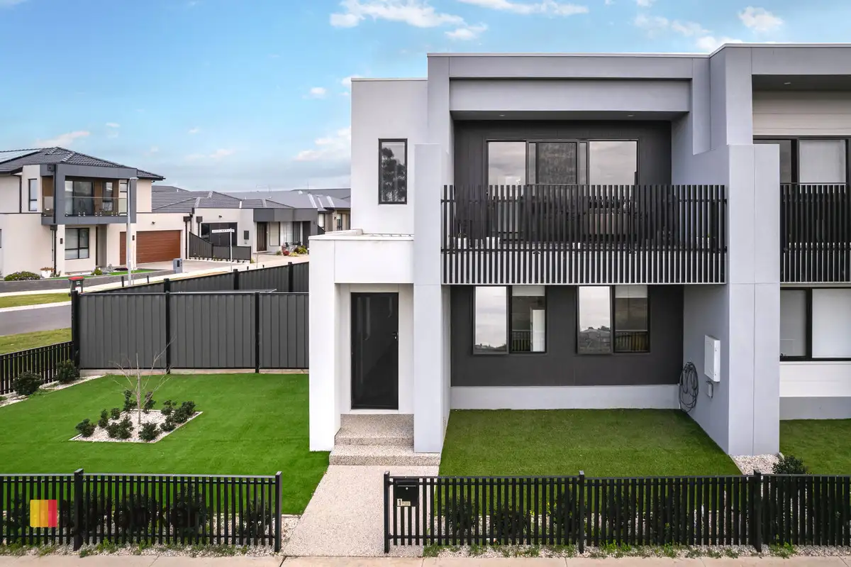Main view of Homely townhouse listing, 1 Ometepe Walk, Craigieburn VIC 3064