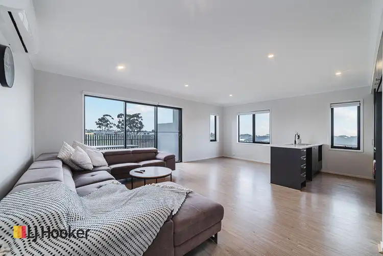 Fourth view of Homely townhouse listing, 1 Ometepe Walk, Craigieburn VIC 3064