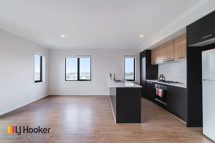 Fifth view of Homely townhouse listing, 1 Ometepe Walk, Craigieburn VIC 3064