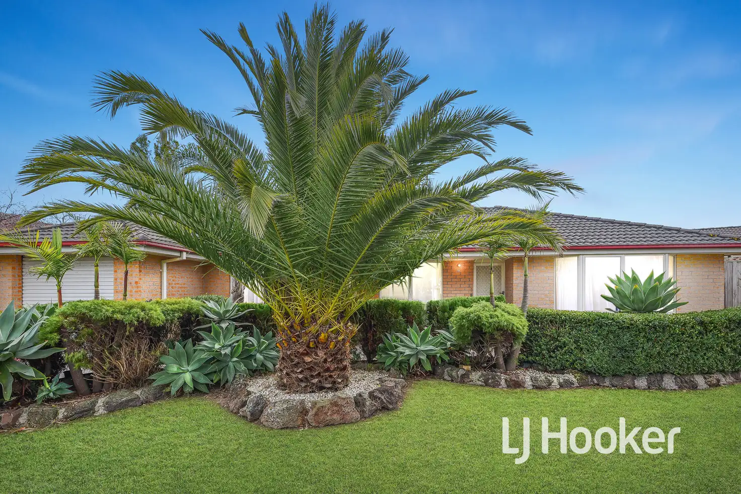 Main view of Homely house listing, 33 Jessica Drive, Hampton Park VIC 3976