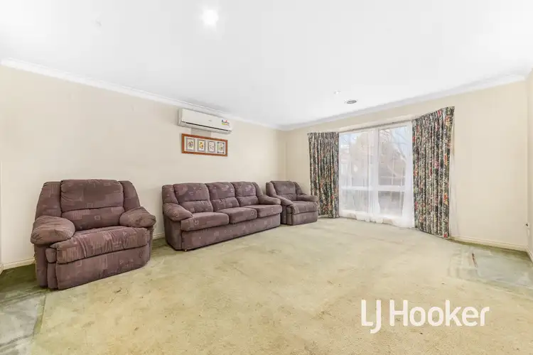 Fifth view of Homely house listing, 33 Jessica Drive, Hampton Park VIC 3976