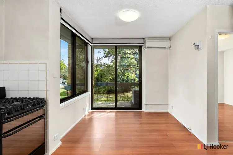 Main view of Homely unit listing, 2a/111 Knox Street, Watson ACT 2602