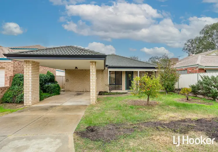9 Manoora Place, Kenwick WA 6107