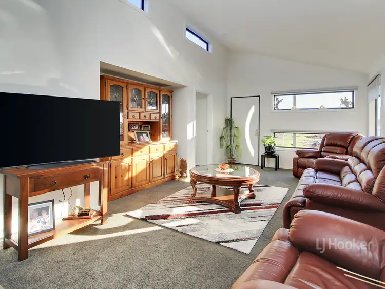 Second view of Homely unit listing, 32 Elm Crescent, Lucknow VIC 3875