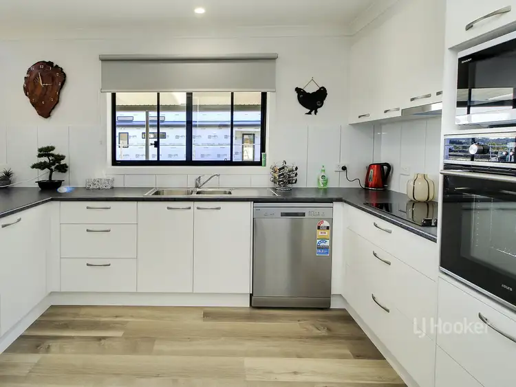 Fourth view of Homely unit listing, 32 Elm Crescent, Lucknow VIC 3875