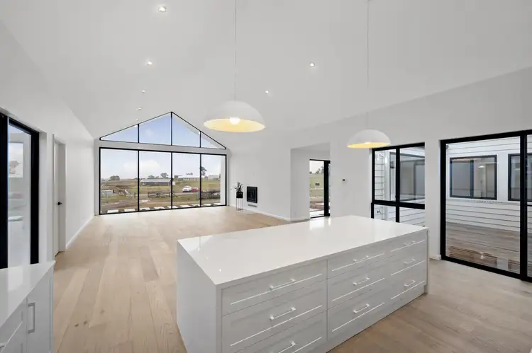 Fifth view of Homely house listing, 4 Cabernet Way, Murrumbateman NSW 2582
