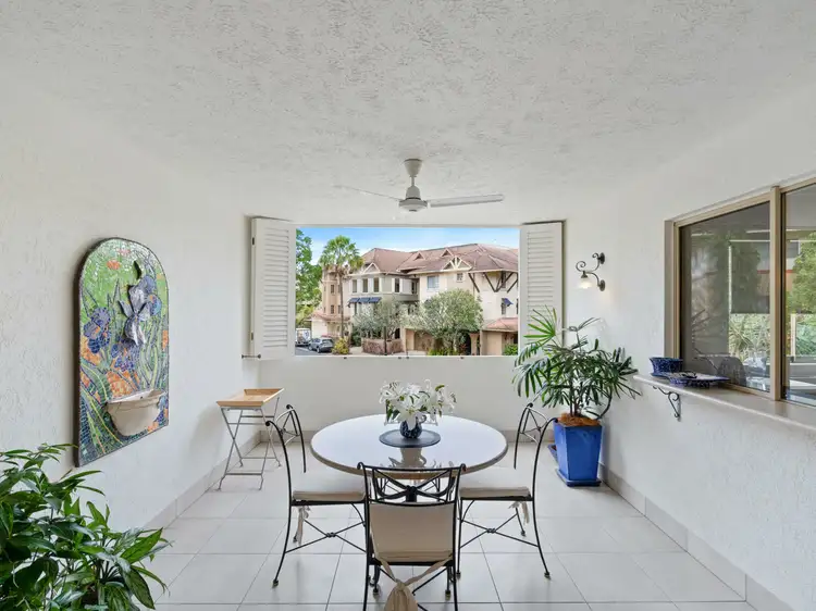 1308/2 Greenslopes Street, Cairns North QLD 4870