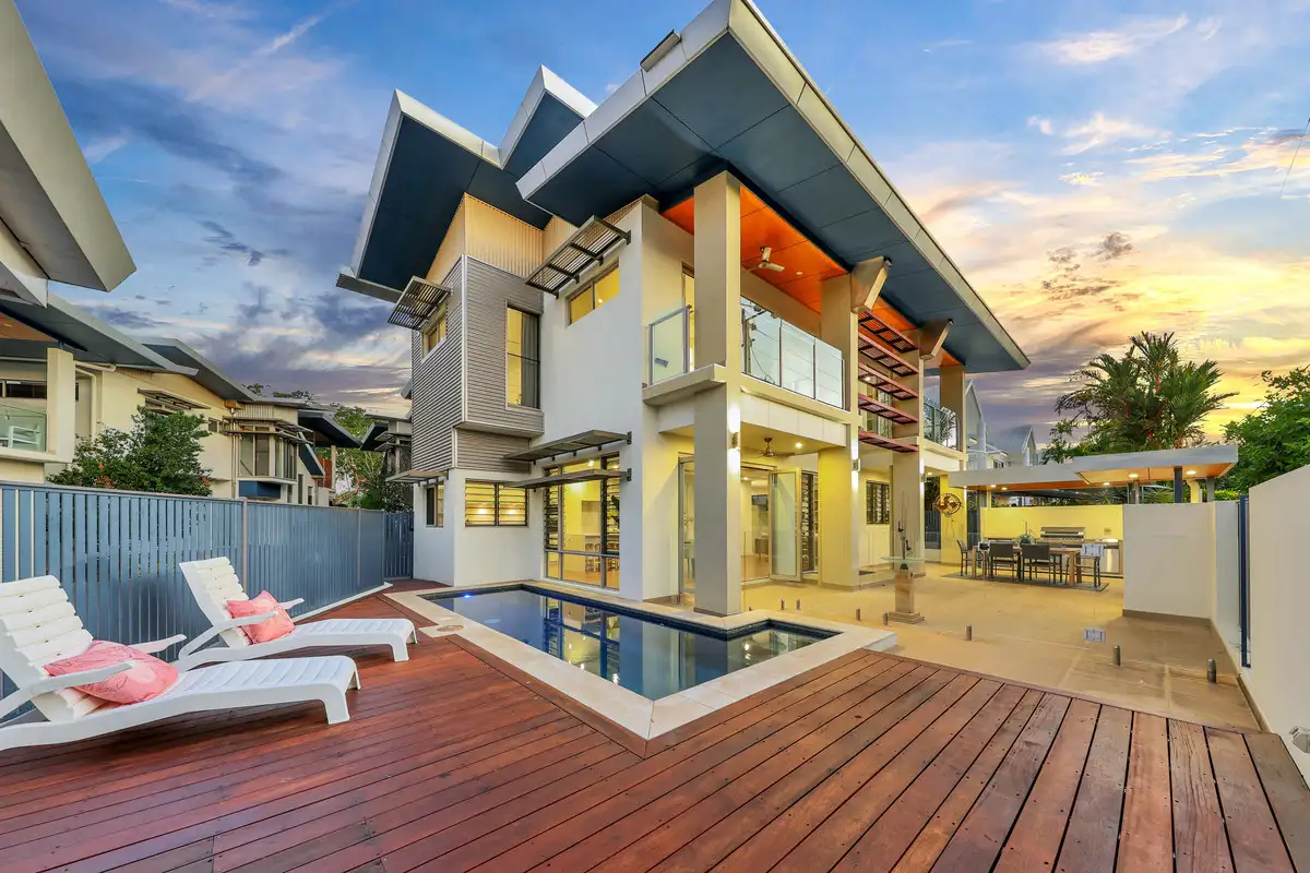 Main view of Homely house listing, 4/32 George Crescent, Fannie Bay NT 820