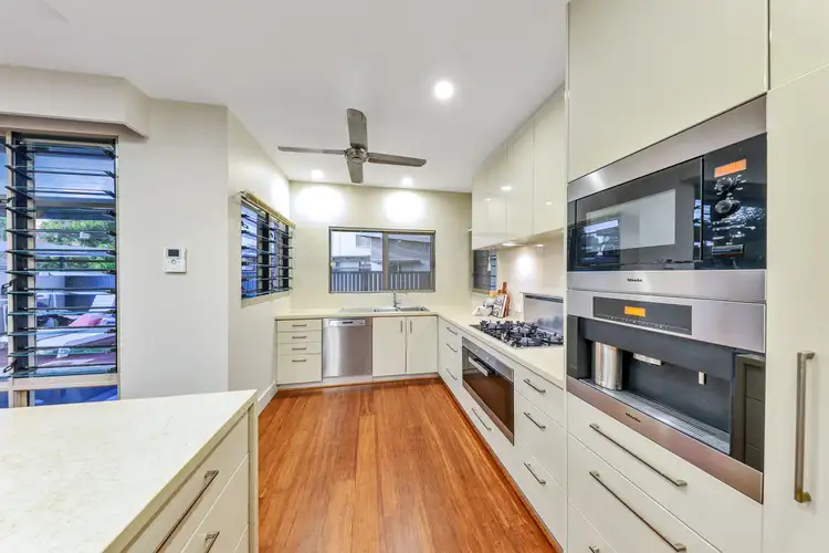 Fourth view of Homely house listing, 4/32 George Crescent, Fannie Bay NT 820