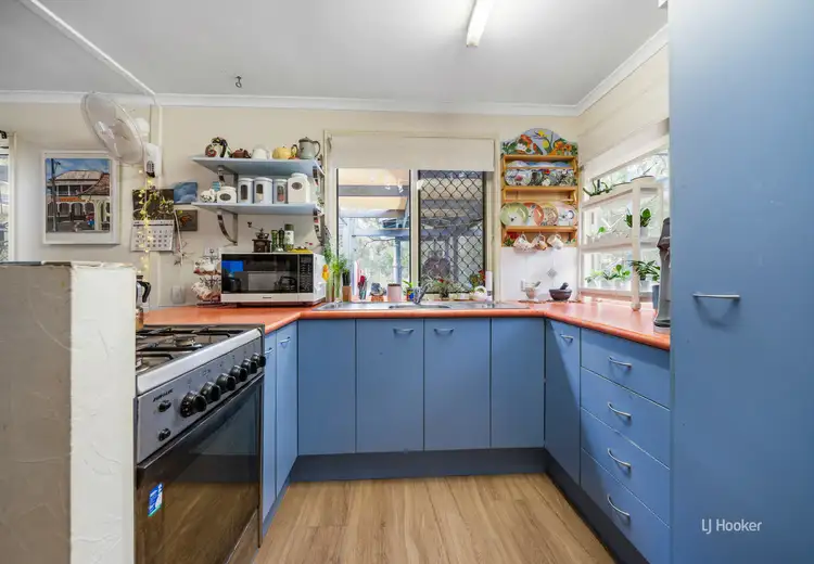 Second view of Homely house listing, 52 Countess Court, Mount Hallen QLD 4312