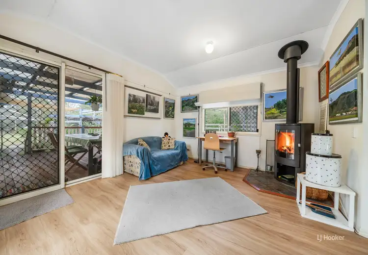 Seventh view of Homely house listing, 52 Countess Court, Mount Hallen QLD 4312