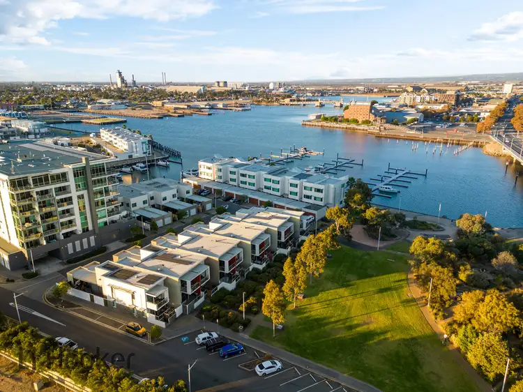 Main view of Homely townhouse listing, 26 Tarni Court, New Port SA 5015