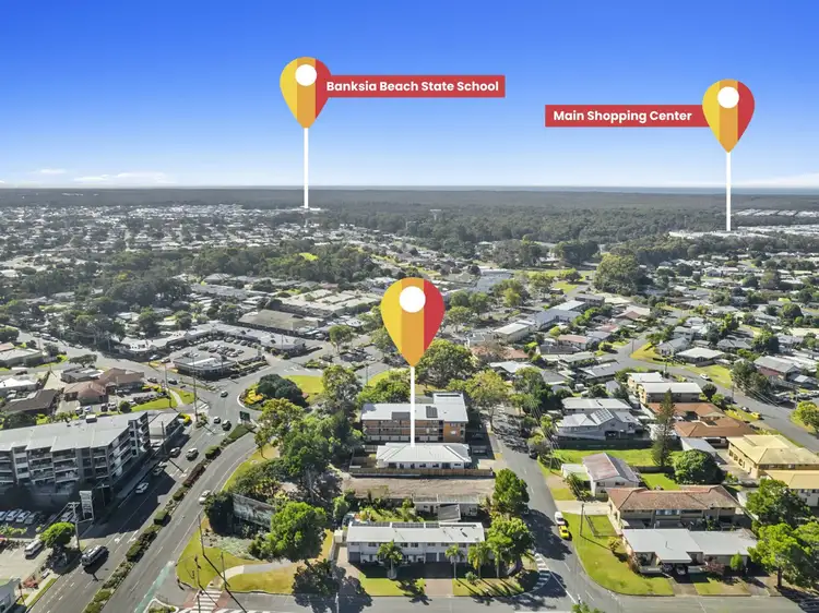 Second view of Homely semi-detached listing, 1/11 Ferguson Avenue, Bongaree QLD 4507