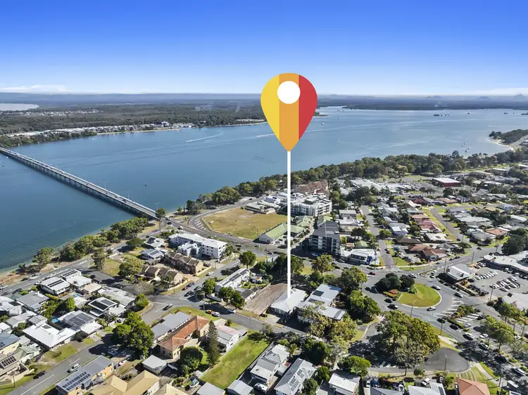 Third view of Homely semi-detached listing, 1/11 Ferguson Avenue, Bongaree QLD 4507