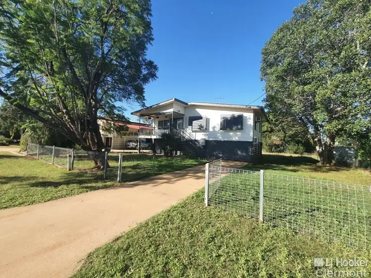 13 Karmoo Street, Clermont QLD 4721