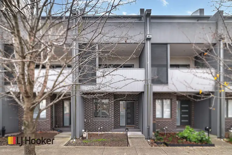 Main view of Homely townhouse listing, 52 Brunswick Crescent, Craigieburn VIC 3064