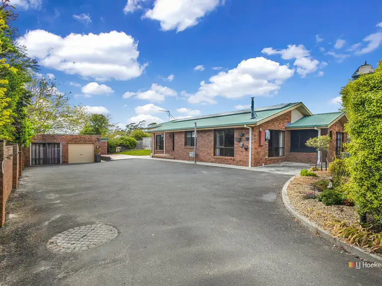 99 Saunders Street, Wynyard TAS 7325