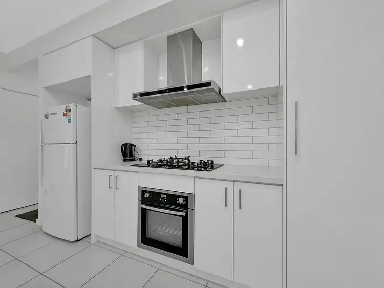 Fifth view of Homely house listing, 5 Sumar Drive, Craigieburn VIC 3064