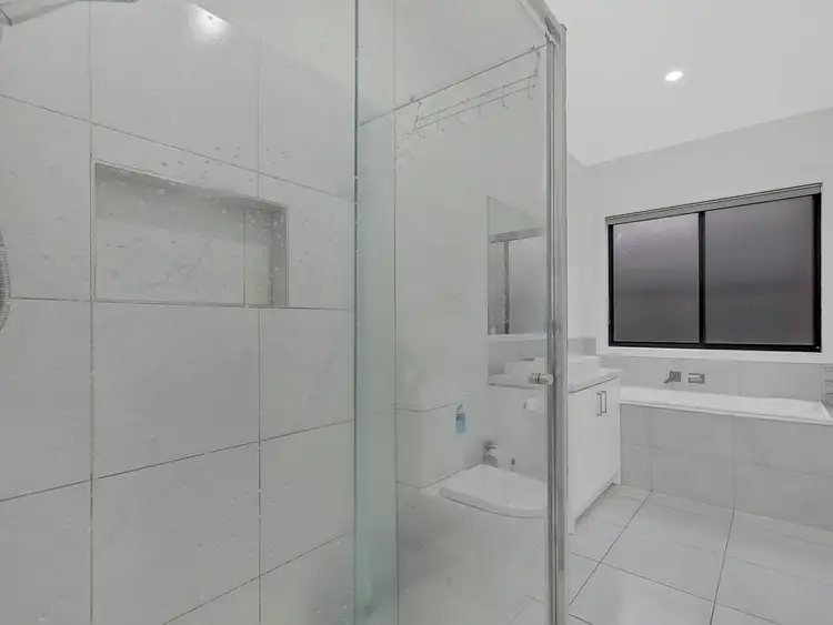 Sixth view of Homely house listing, 5 Sumar Drive, Craigieburn VIC 3064