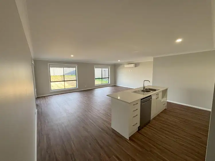 Third view of Homely house listing, 52 Evesham Circuit, North Tamworth NSW 2340