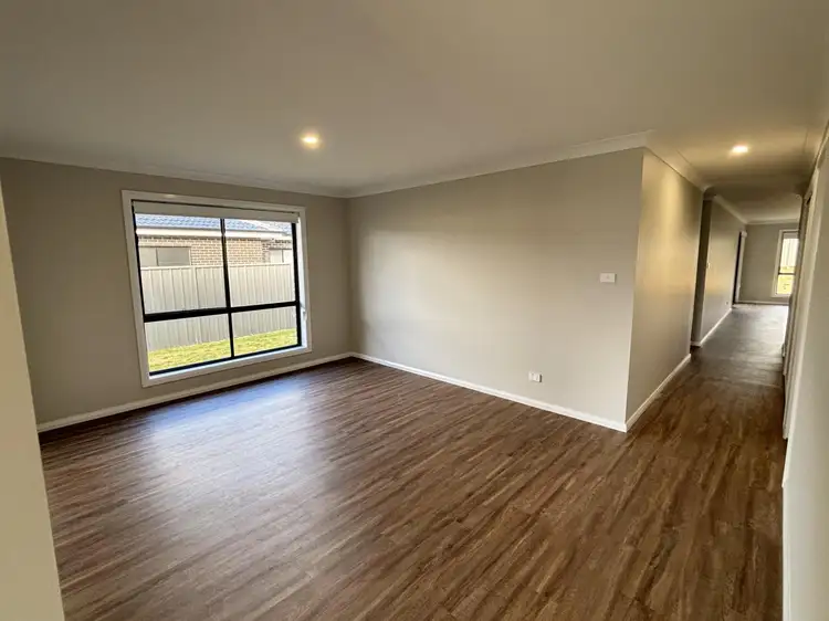 Fifth view of Homely house listing, 52 Evesham Circuit, North Tamworth NSW 2340