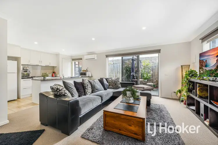 Fourth view of Homely house listing, 8 Nemo Street, Pakenham VIC 3810