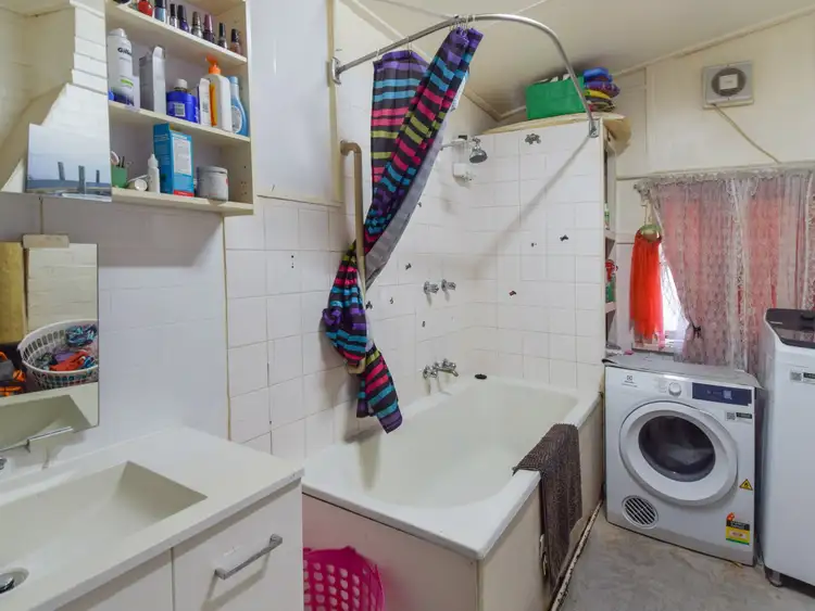 Sixth view of Homely house listing, 42 Templemore Street, Young NSW 2594