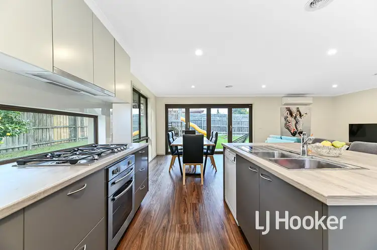 Fifth view of Homely house listing, 14 Van Haaster Grove, Skye VIC 3977