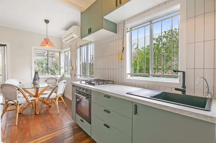 41 Fegen Drive, Moorooka QLD 4105