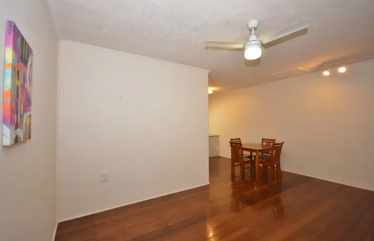 Fourth view of Homely unit listing, 2/9-11 Walton Street, Southport QLD 4215