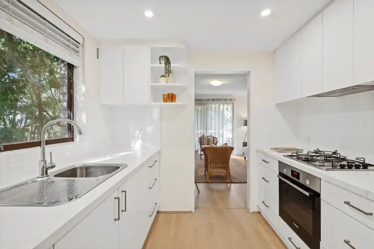 Main view of Homely unit listing, 2/3 Stuart Street, Collaroy NSW 2097