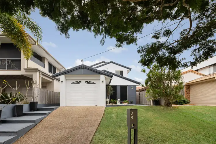 28 Shaftesbury Street, Tarragindi QLD 4121
