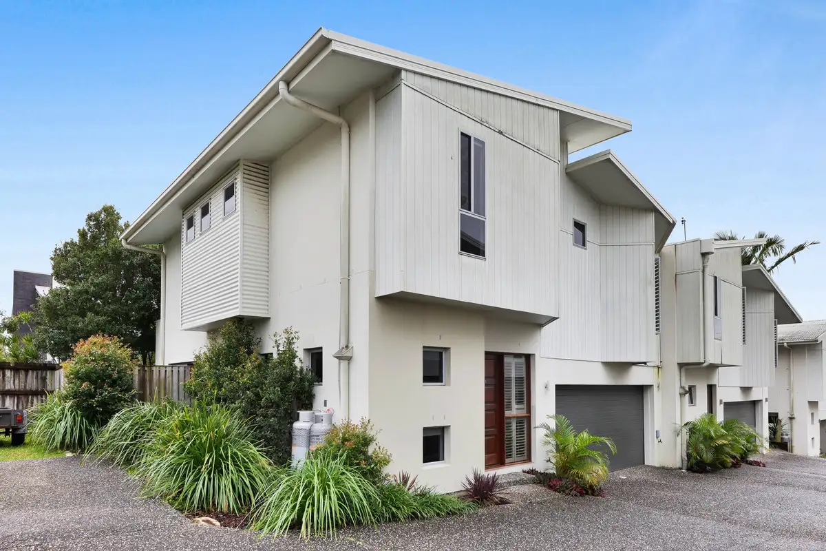 Main view of Homely townhouse listing, 1/5 Ashbourne Terrace, Biggera Waters QLD 4216