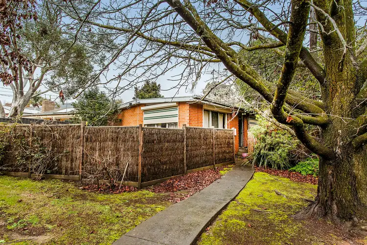 1/44 Geoffrey Drive, Kilsyth VIC 3137