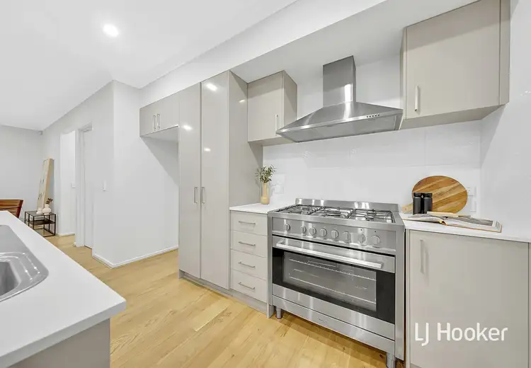Fourth view of Homely house listing, 32 Bridgewater Parkway, Wallan VIC 3756