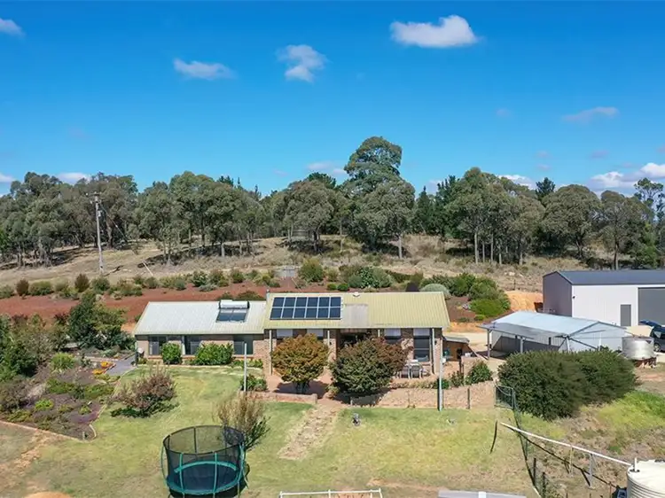 551 Hadlow Drive, Lake George NSW 2581