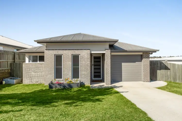 42 Alistair Street, Glenvale QLD 4350