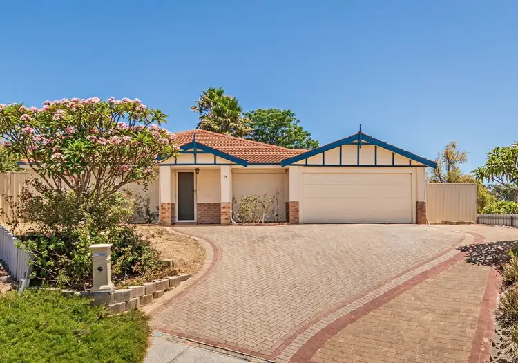 14 Hargrave Place, Parmelia WA 6167