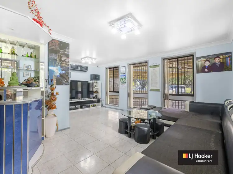Second view of Homely house listing, 10 Hampshire Place, Wakeley NSW 2176
