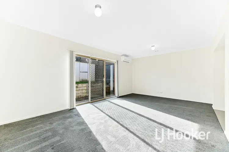Fifth view of Homely unit listing, 3 Havana Parade, Pakenham VIC 3810