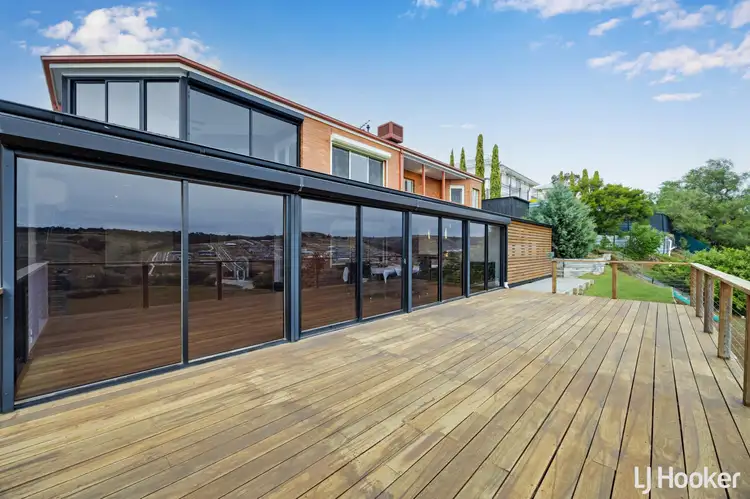 125 Underbank Boulevard, Bacchus Marsh VIC 3340