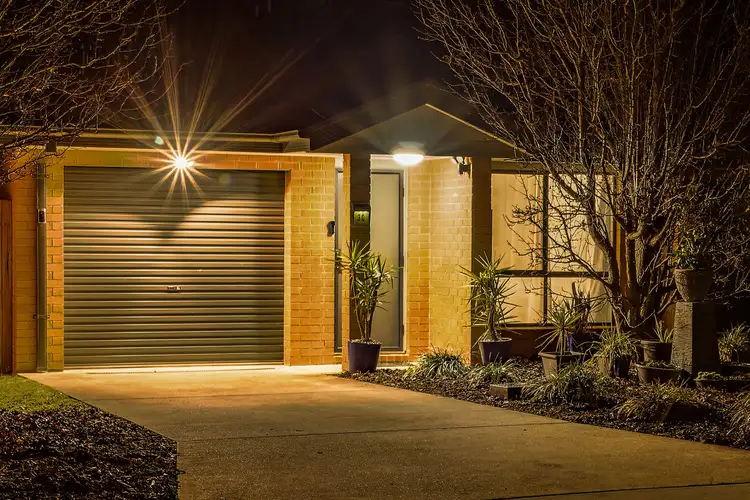 30 Audrey Cahn Street, Macgregor ACT 2615