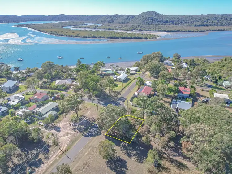10 Jasper Street, Russell Island QLD 4184