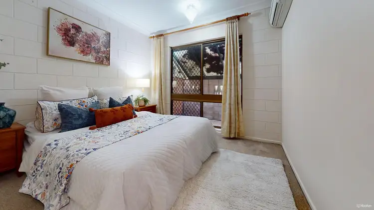 Fifth view of Homely house listing, 4/7 Oxford Street, Hyde Park QLD 4812
